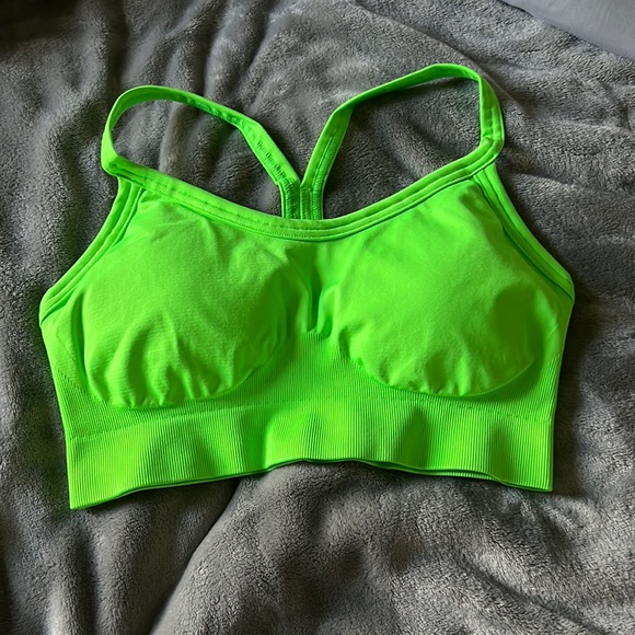 Gymshark Other - Gymshark Seamless Sports Bra